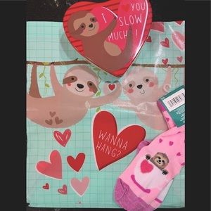 NWT I❤️SLOTH Gift + Custom Card